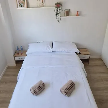 Confortable Doble - 1 * Sant Adria de Besos